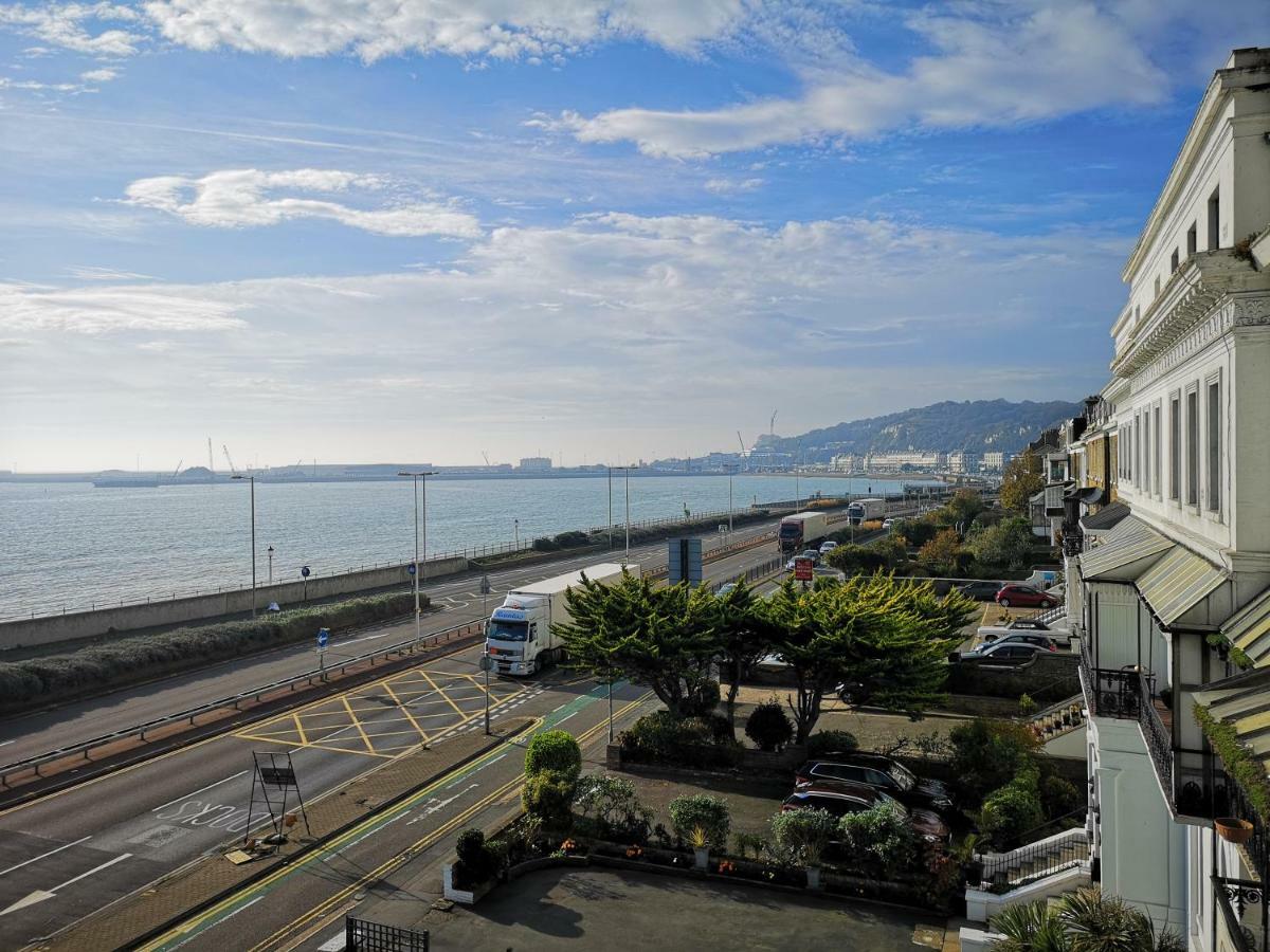 Whole Flat Next To Dover Port With Parking Luaran gambar