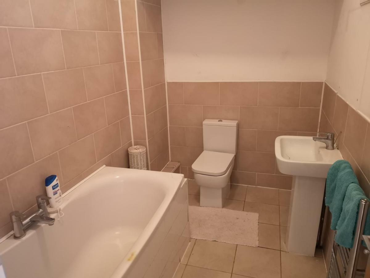 Whole Flat Next To Dover Port With Parking Luaran gambar